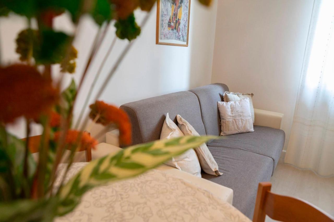 Appartamento Casa Vacanze Enjoy Assisi Bagian luar foto