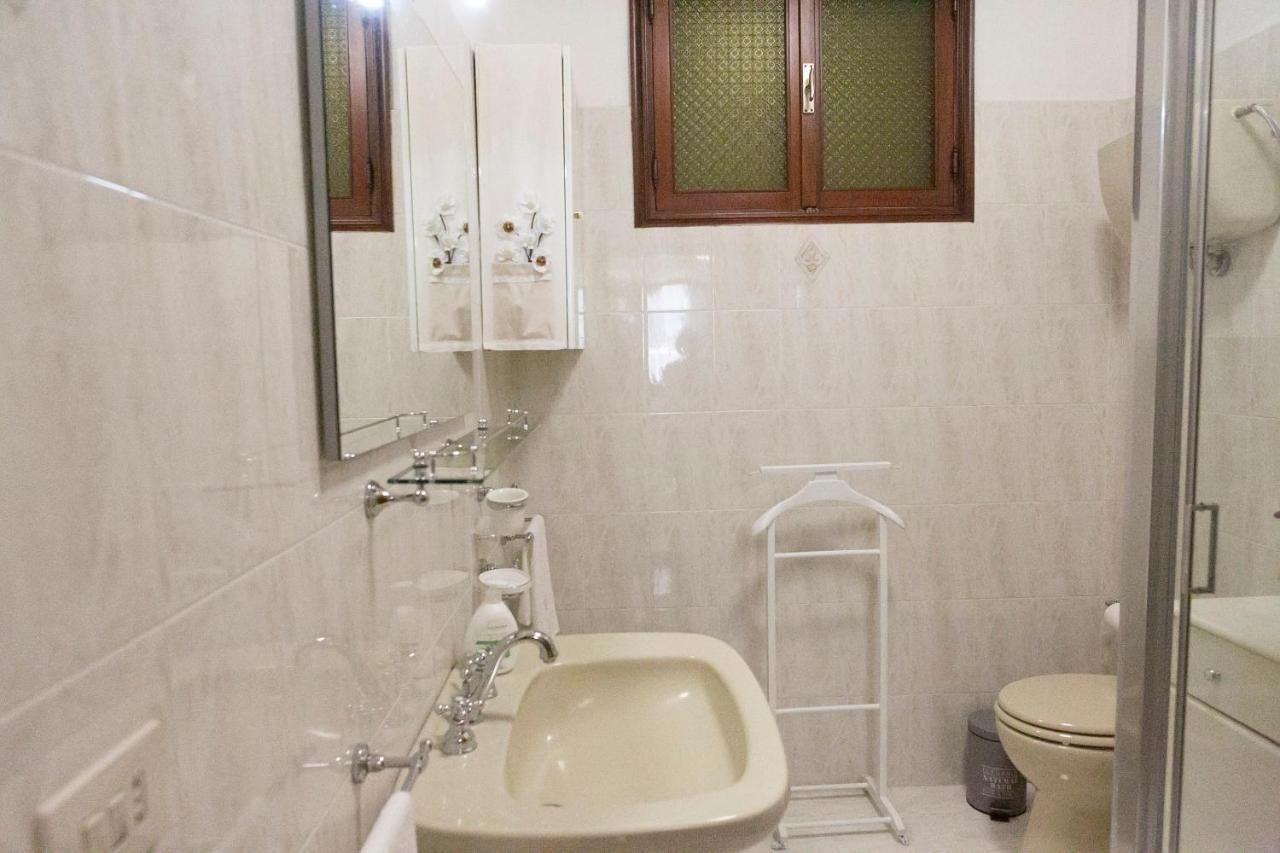 Appartamento Casa Vacanze Enjoy Assisi Bagian luar foto