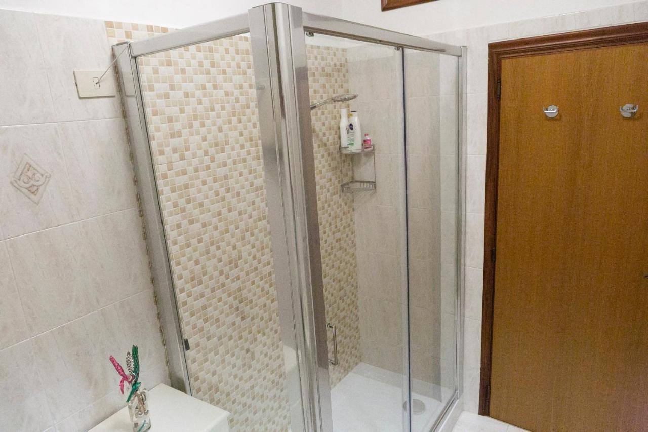 Appartamento Casa Vacanze Enjoy Assisi Bagian luar foto