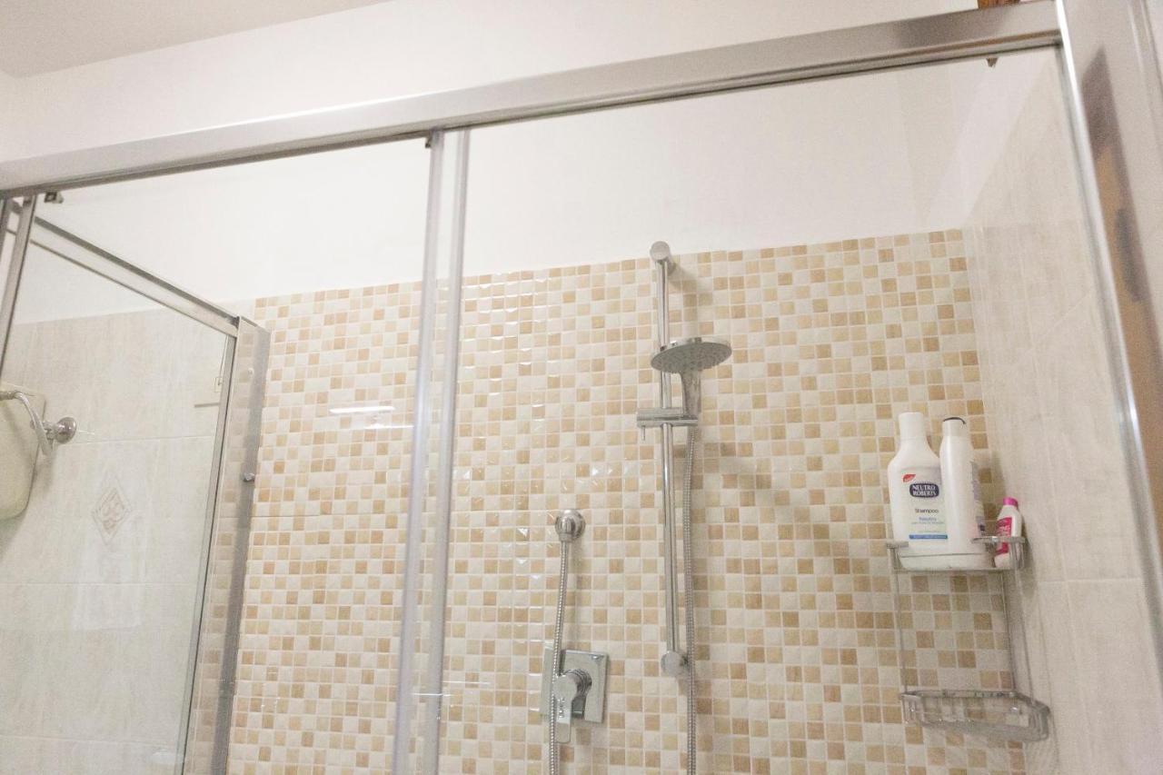 Appartamento Casa Vacanze Enjoy Assisi Bagian luar foto